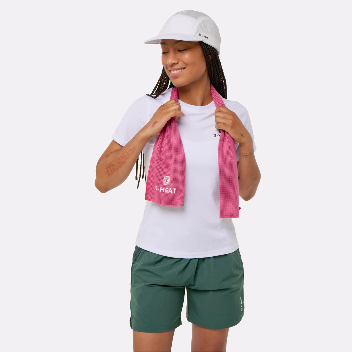 Serviette rafraîchissante rose G-Heat porté