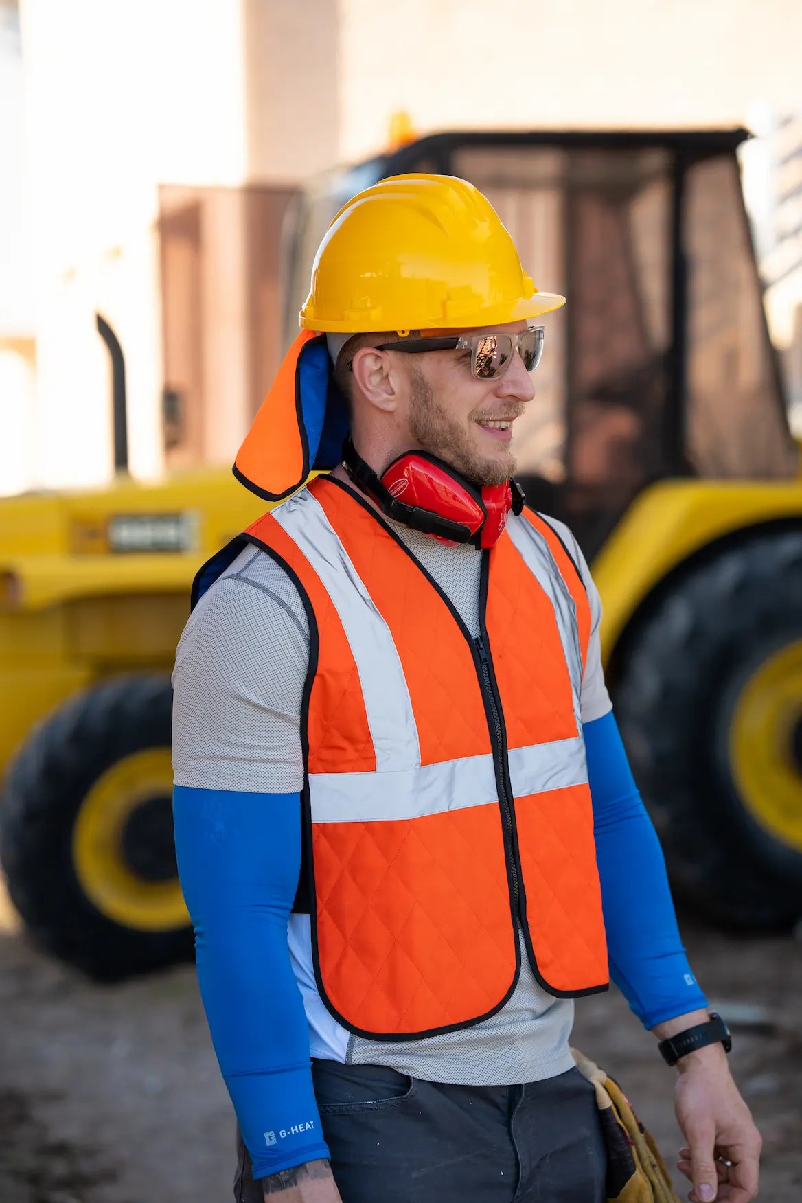 Sotocasco refrigerante con protección para el cuello